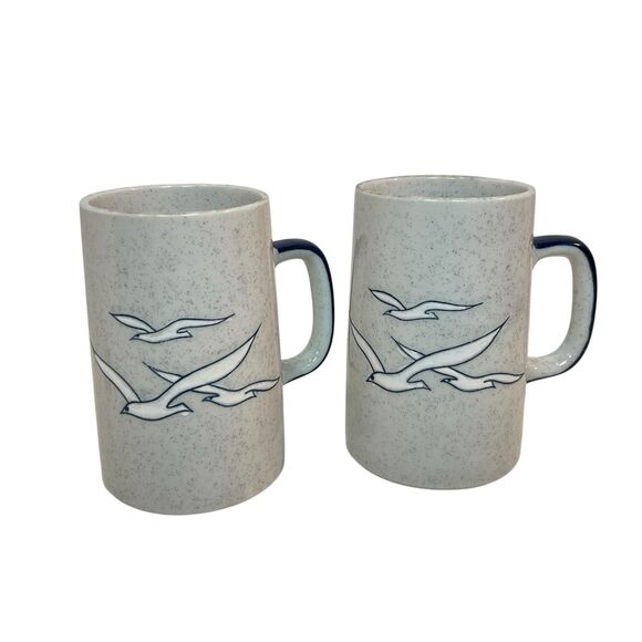 VTG 1970s Seagull Beach Coffee Mugs Smith Western Set of 2 MCM Japan 14 Oz - Picture 1 of 11